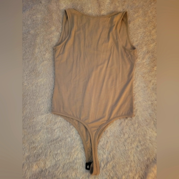 Mendocino (Black Bead) Sleeveless Deep V-Neck Bodysuit, Size Medium - Worn once! - Picture 2 of 5